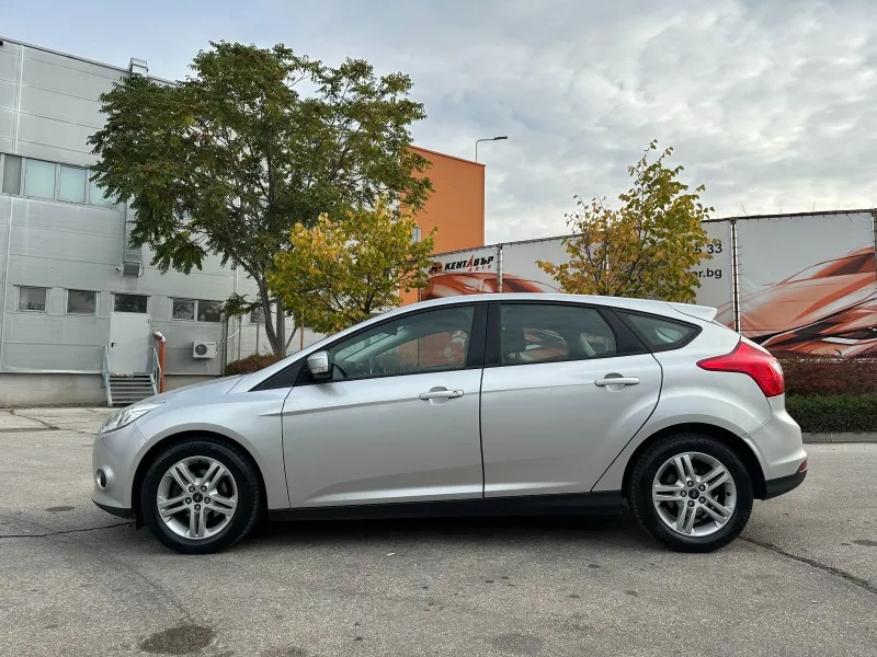 Ford Focus 1.6i 125к.с. Автоматик Image 2