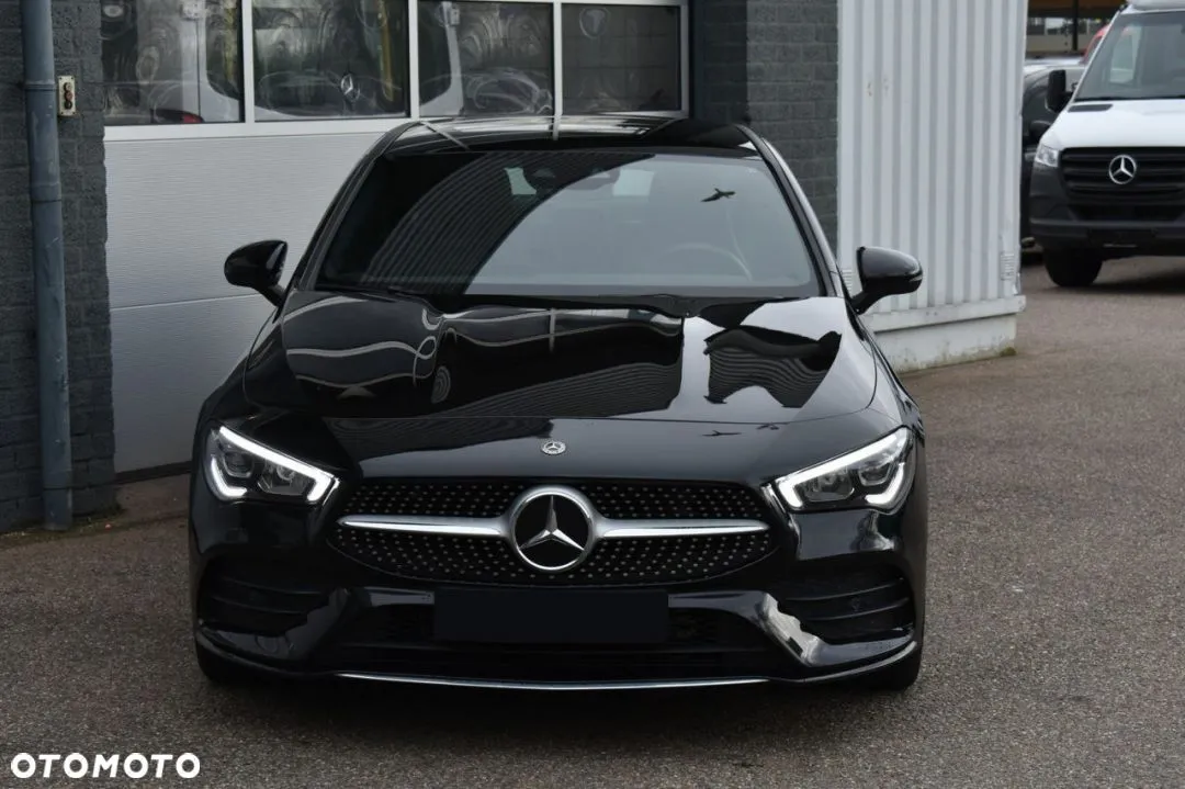 Mercedes-Benz CLA 200 Image 3